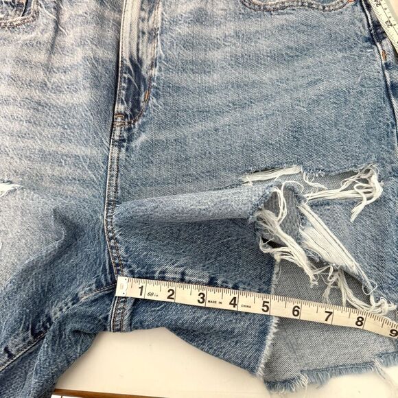 American Eagle Distressed Baggy Mom Short Size 16 - Picture 11 of 12